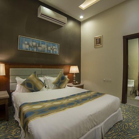 Kyan Al Yarmouk Suites ริยาดห์ ภายนอก รูปภาพ