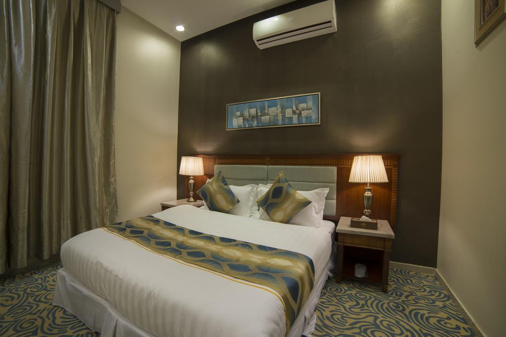 Kyan Al Yarmouk Suites ริยาดห์ ภายนอก รูปภาพ