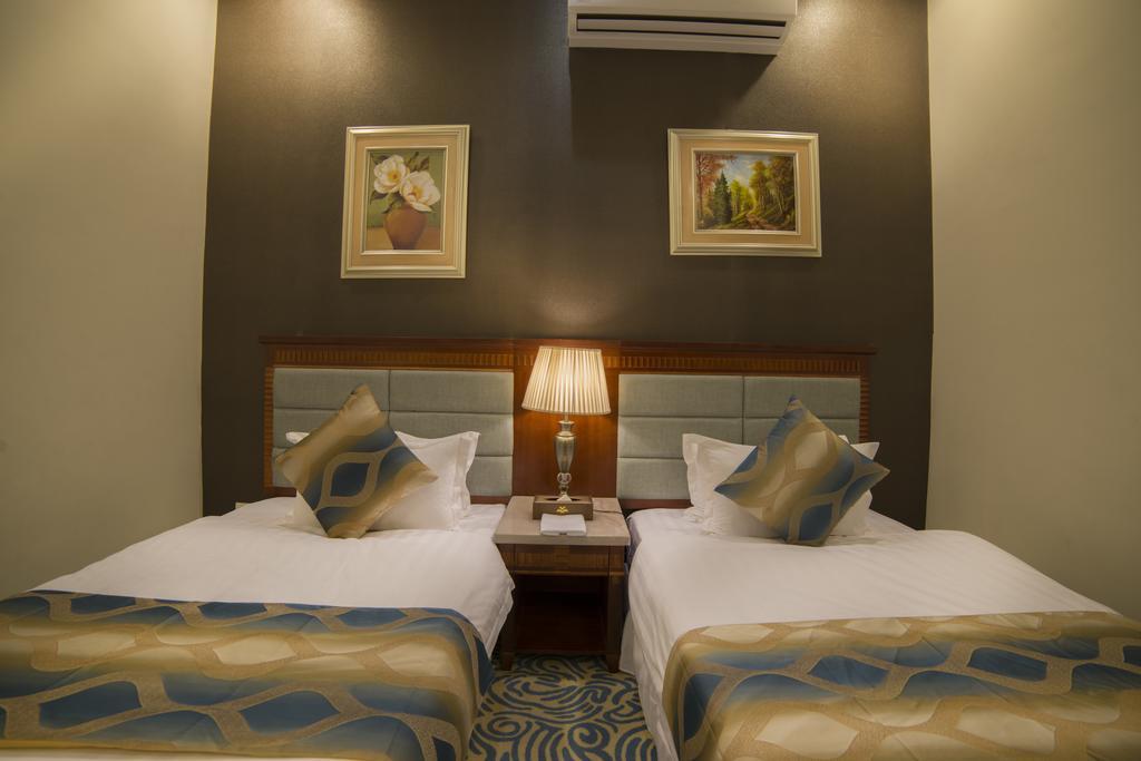 Kyan Al Yarmouk Suites ริยาดห์ ภายนอก รูปภาพ