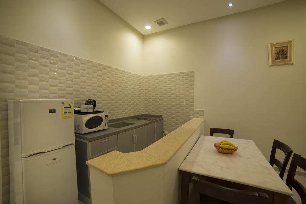 Kyan Al Yarmouk Suites ริยาดห์ ภายนอก รูปภาพ